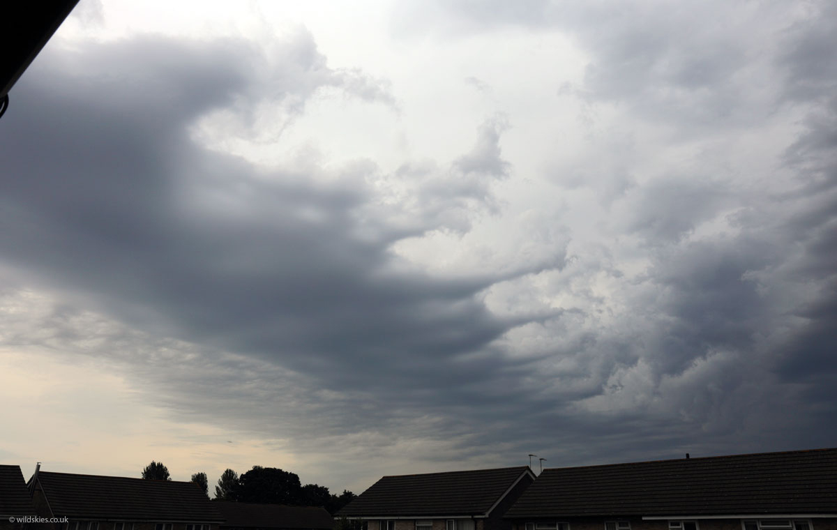 Gust front